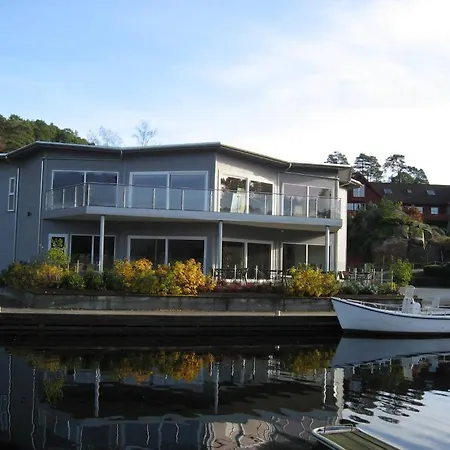 Trysnes Marina 4*